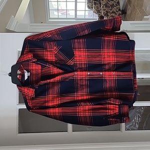 Ladies' Button-Down Long-sleeved Shirt